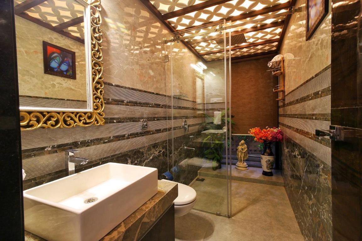 Aashiyaanaa Villa "The Palace" Мумбай Екстериор снимка